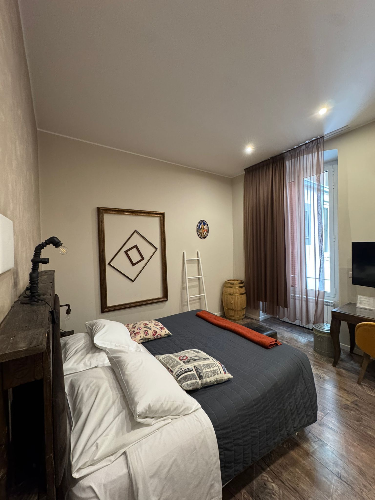 Deluxe Triple Room | In-room safe, blackout curtains, free WiFi