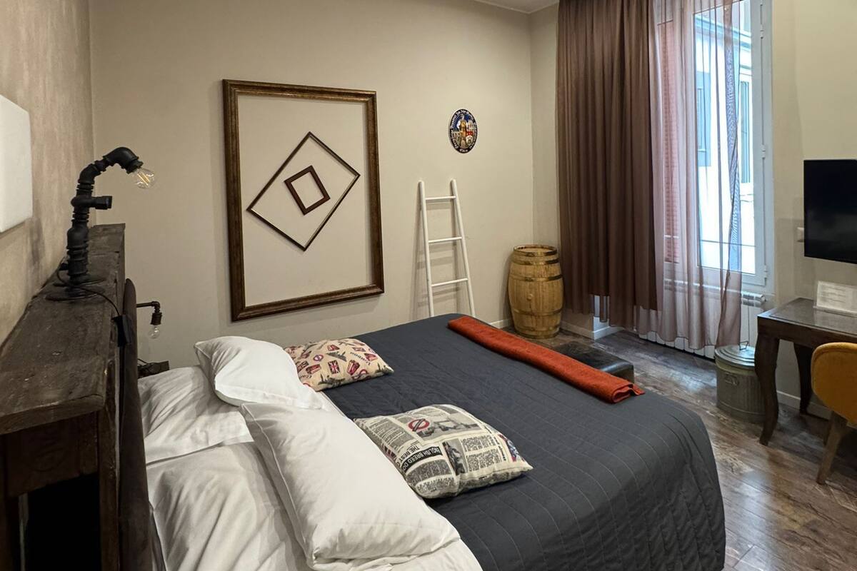 Deluxe Triple Room | In-room safe, blackout curtains, free WiFi