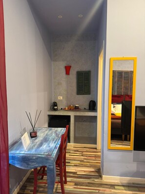 Deluxe Double or Twin Room | Dining - SanremoInn Exclusive rooms (Sanremo)