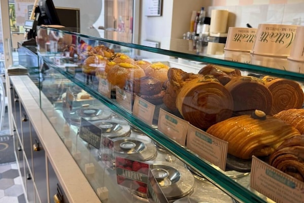 Desayuno continental todos los días (con cargo)