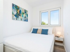 2 bedrooms, free WiFi, bed sheets - Two-bedroom family room apartment Casa Del Mar 1 with terrace (Stara Novalja)