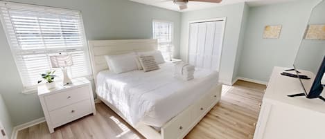 Townhome, 3 Bedrooms | 3 bedrooms, iron/ironing board, free WiFi