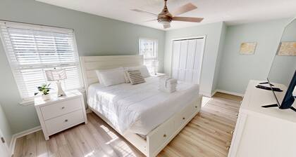 Coastal Comfort 3 Bedroom Townhouse