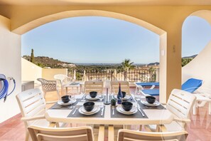 Outdoor dining - La Manga Club Los Olivos Apartment 70 (Atamaría)