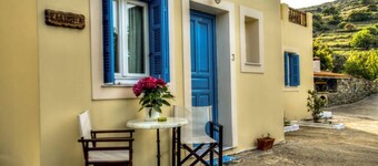 Mainades Maisonette - Kalibia Seaview Retreat