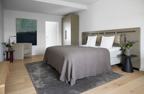 Room - Aggersvold Gods (Jyderup)