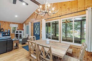 Dining - Lake Winnipesaukee Water Access Cottage Association Beach Screened Porch (Moultonboro)
