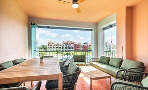 Outdoor dining - El Rincon del Golf III - Isla Canela Golf GRHIII98P98 (Isla Canela)