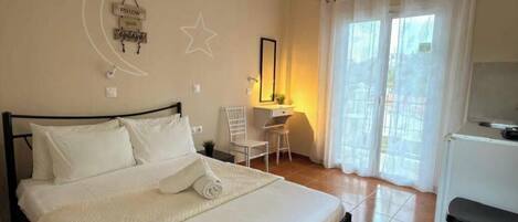 1 chambre, fer et planche à repasser, Wi-Fi, draps fournis