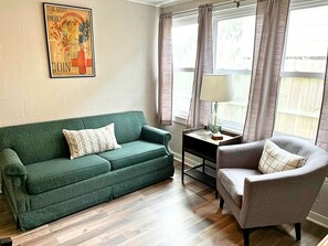 Nicht klassifiziertes Bild, 3 von 33, Schaltfläche