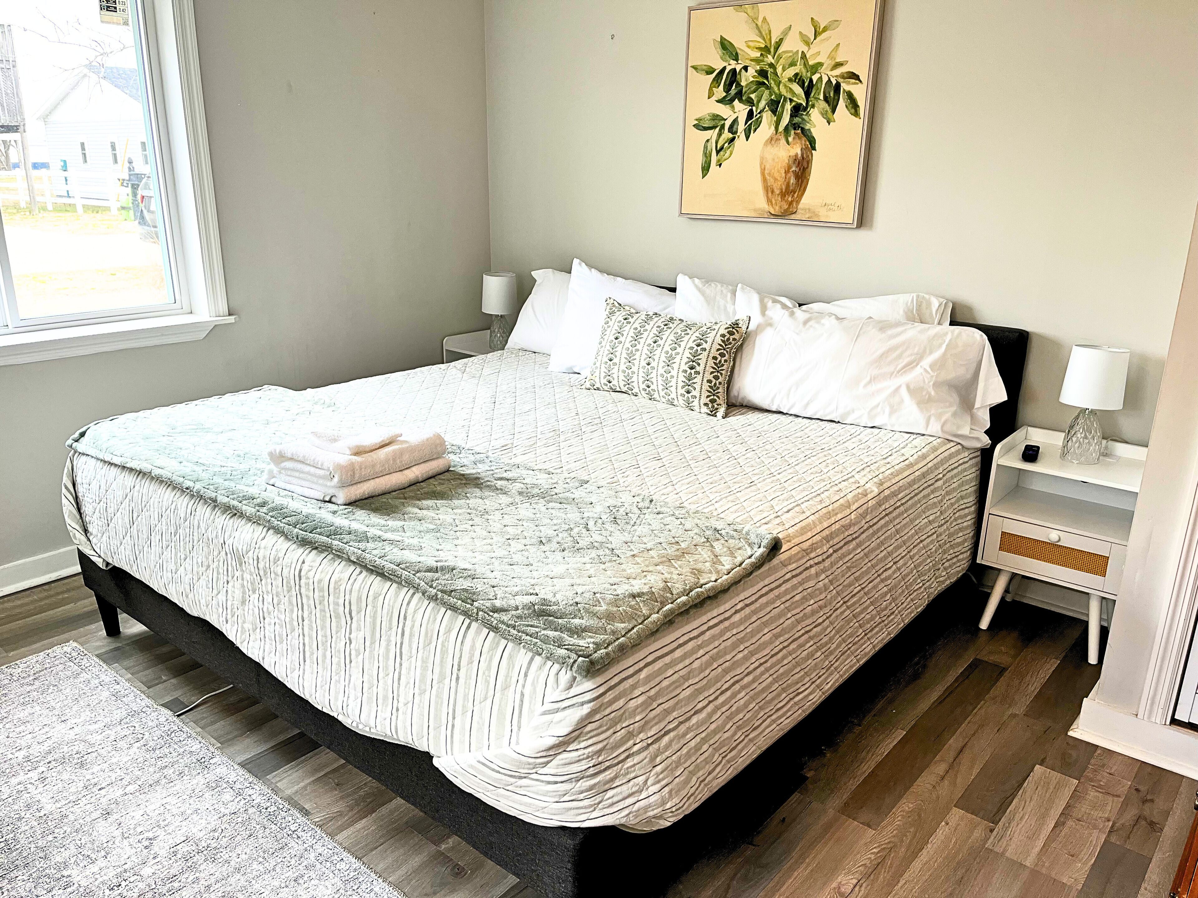 Bügeleisen/Bügelbrett, Reisekinderbett, kostenloses WLAN, Bettwäsche