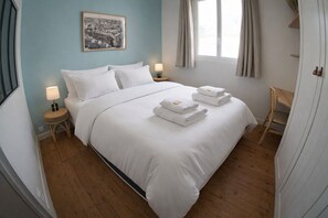 Unclassified image, 3 of 13, button - Prestigious apartment for 2 to 4 guests, in the heart of the city center (Angers)