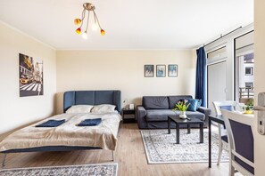 2 bedrooms, desk, iron/ironing board, WiFi - Panorama Suite Quickborn (Quickborn)