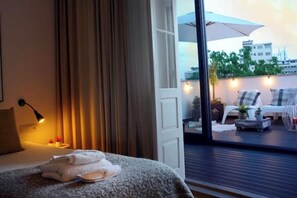 1 bedroom, WiFi, bed sheets - Oporto Private Room/TERRACE (Porto)