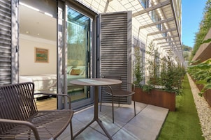 Double Room, Patio, Garden View | Terrace/patio