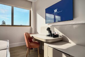 Coffres-forts dans les chambres, bureau, Wi-Fi gratuit, draps fournis