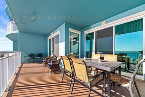 Outdoor dining - Legacy Tower II #707 (Gulfport)