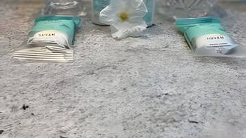 Bathroom amenities