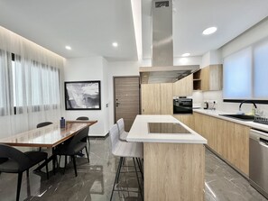 Fridge, microwave, oven, dishwasher - STAY Anna Residence Sea View Apartment 201 (Agios Athanasios)