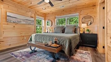 Cabin, Private Pool, Mountain View | Premium bedding, free WiFi, bed sheets