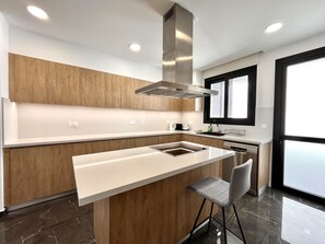 Fridge, microwave, oven, dishwasher - STAY Anna Residence Sea View Maisonette 302 (Agios Athanasios)