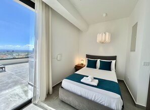 4 bedrooms, iron/ironing board, free WiFi, bed sheets - STAY Anna Residence Sea View Maisonette 302 (Agios Athanasios)
