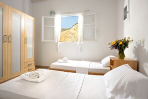 Strykjärn/strykbräda, wi-fi och sängkläder