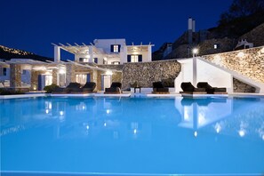 Pool - Villa 'Wonderful Chrysta' with Sea View and Pool (Mykonos)