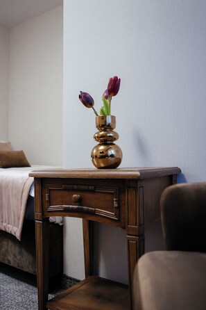 Unclassified image, 3 of 50, button - Butikowy Hotel Zameczek (Książ Wielki)