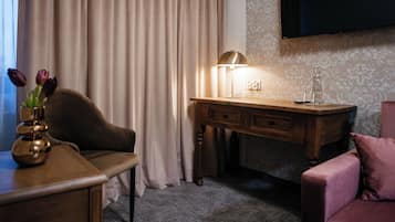 Quarto solteiro superior | Área de estar