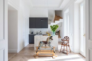 Imagen sin descripción, 3 de 13, botón