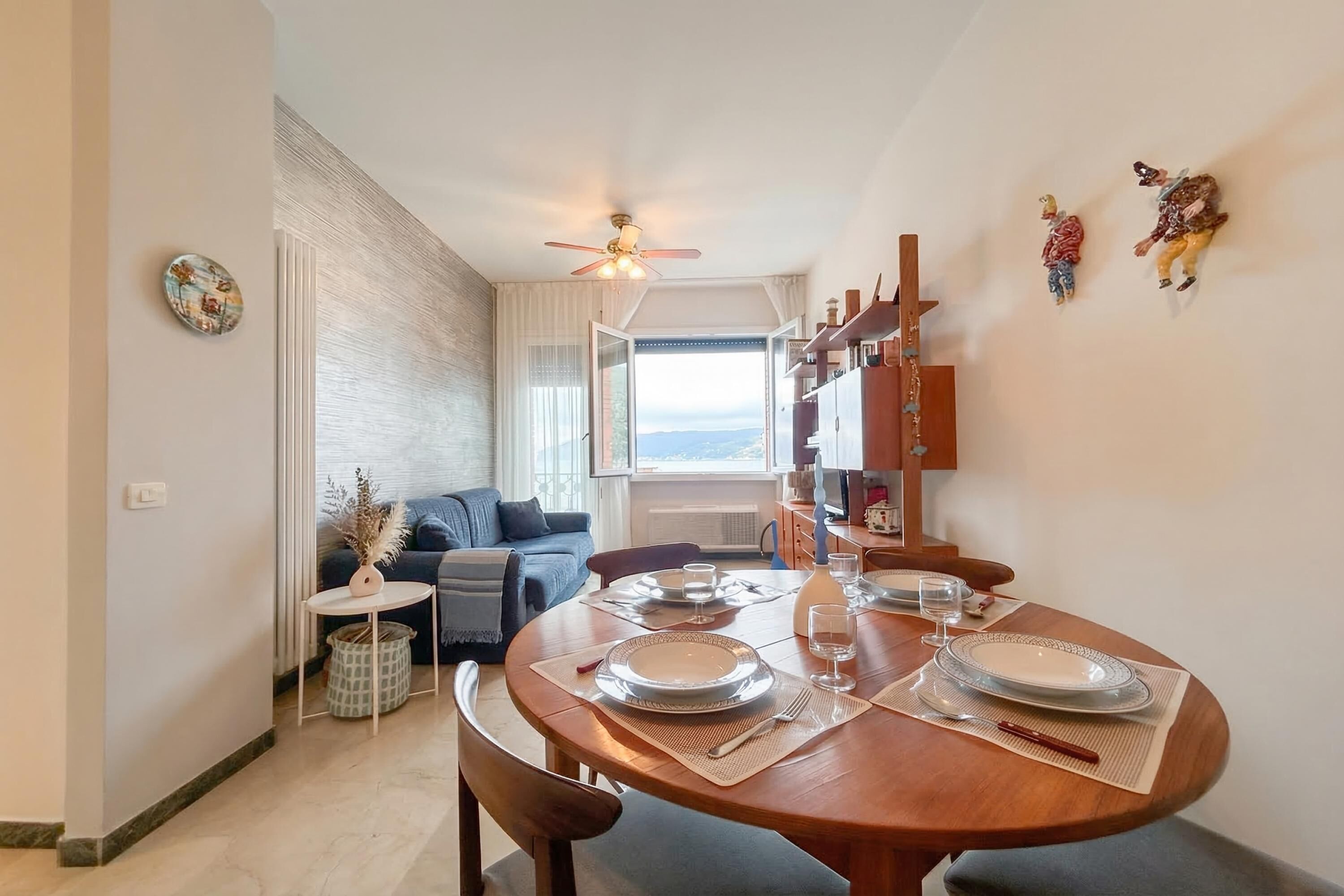 Standard Apartment, Multiple Bedrooms, Sea Facing (Torre) | Dining