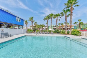 Piscine extérieure, piscine chauffée