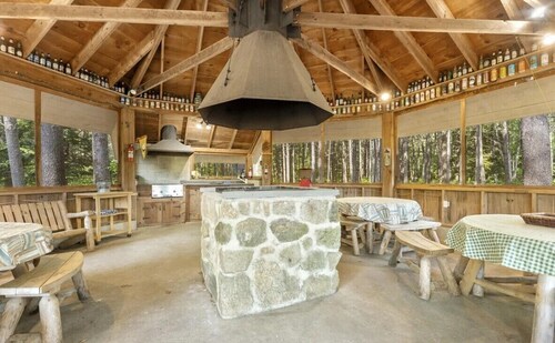 2 Adirondack houses. 40 acres with gazebo and lake. 9 total bedrooms, Sleeps 20