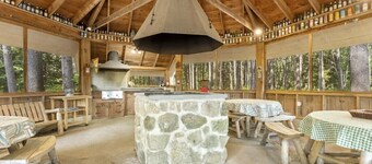 2 Adirondack houses. 40 acres with gazebo and lake. 9 total bedrooms, Sleeps 20