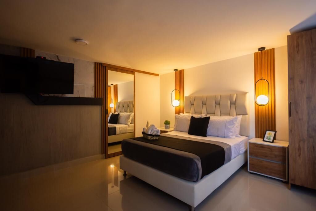 Desk, laptop workspace, free WiFi, bed sheets