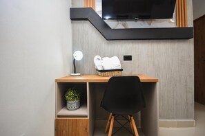 Executive Double Room | Ruang tamu | TV skrin rata 