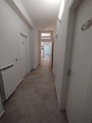 Nicht klassifiziertes Bild, 2 von 41, Schaltfläche