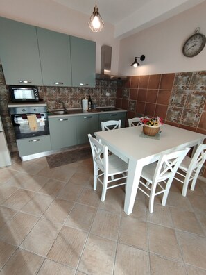 Unclassified image, 2 of 25, button - B&B panoramico, situato a 250 metri dalla spiaggia (Praia a Mare)