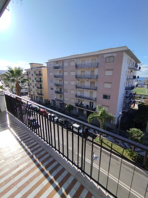 Unclassified image, 4 of 25, button - B&B panoramico, situato a 250 metri dalla spiaggia (Praia a Mare)