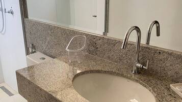 Comfort Apartment, 1 Queen Bed with Sofa bed