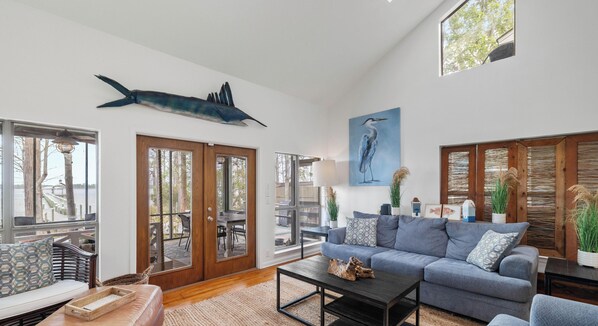 TV, fireplace - Cypress Cove by Liquid Life (Orange Beach)