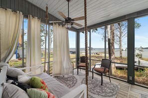 Interior - Cypress Cove by Liquid Life (Orange Beach)