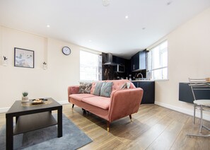 Smart TV - Cosy One Bedroom Flat - Fantastic Location (Leeds)