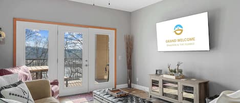 Condo, Multiple Beds, Balcony (The Lakeview Condo) | Living area