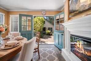 Dining - 4070 Stone Cottage - Carmel Gem with Character (Carmel-by-the-Sea)
