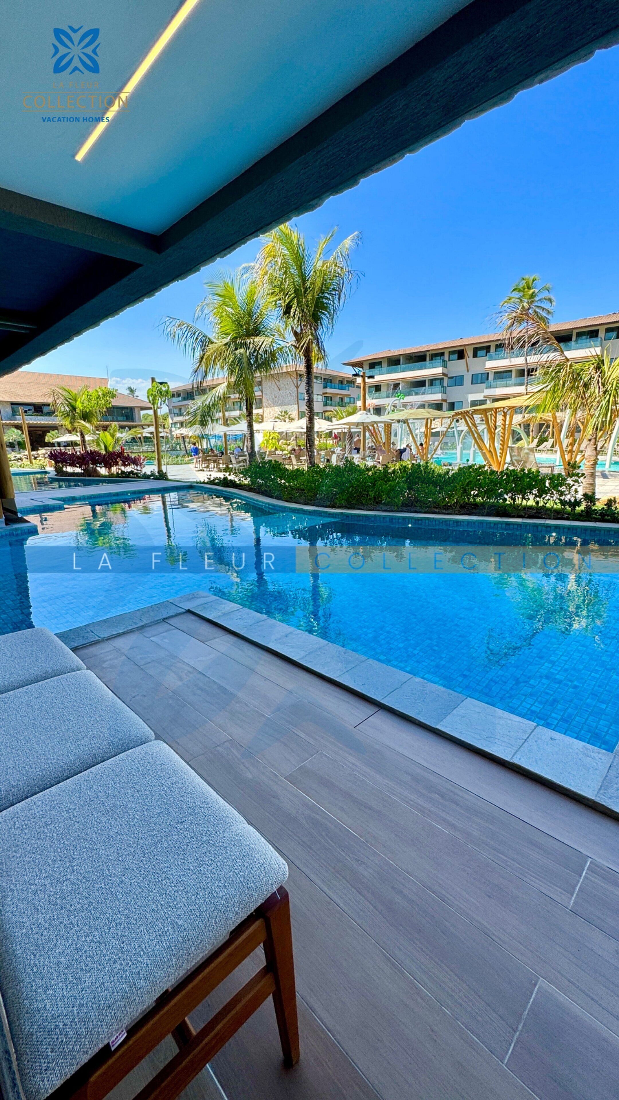 Deluxe Apartment | Pool | 9 outdoor pools