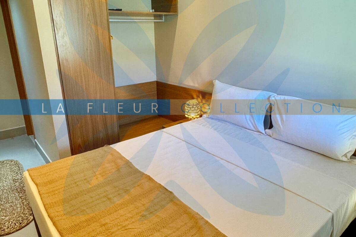 デラックス アパートメント | 遮光カーテン、防音設備、アイロン / アイロン台、WiFi (無料)