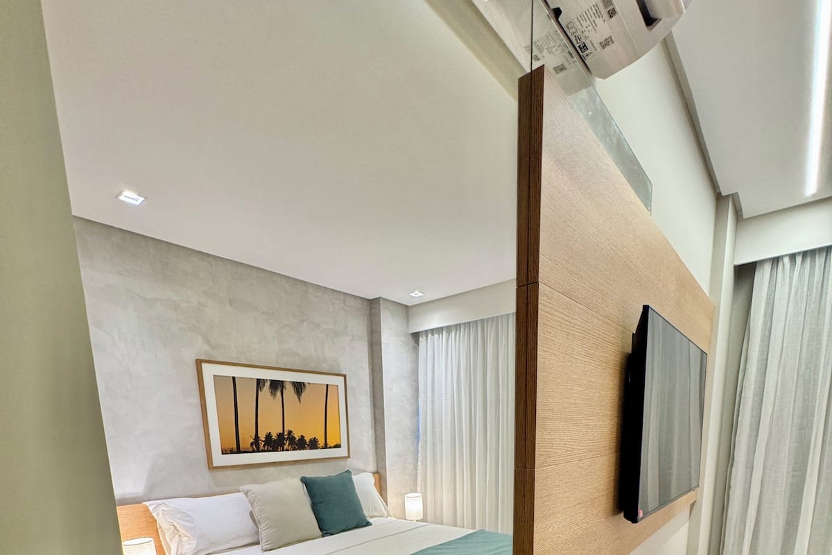 Căn hộ Cao cấp, quang cảnh resort | Màn/rèm cản sáng, phòng cách âm, bàn ủi/dụng cụ ủi quần áo