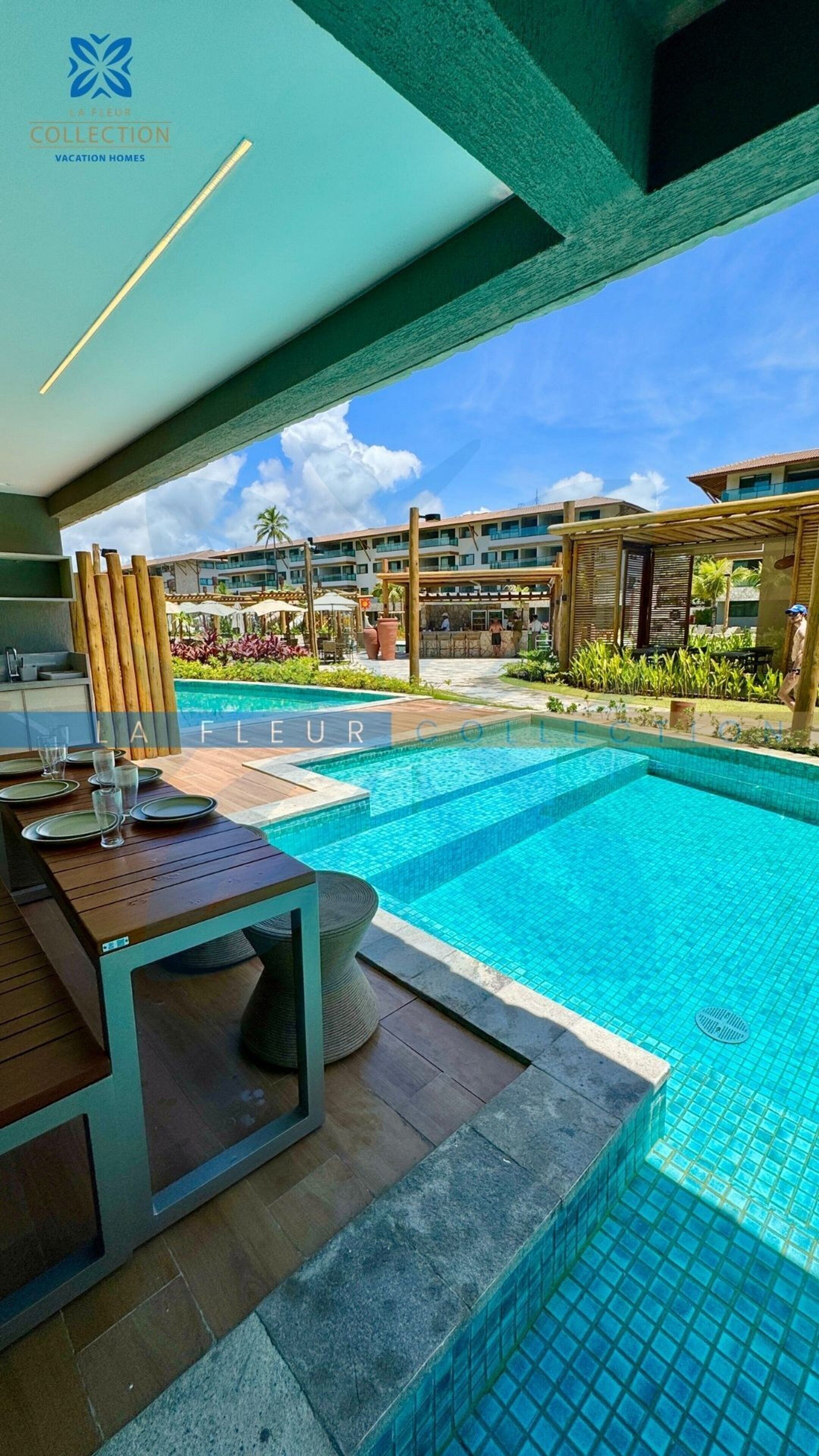 Deluxe-Apartment | Pool | 9 Außenpools